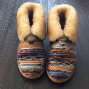 Women’s Lamo boots